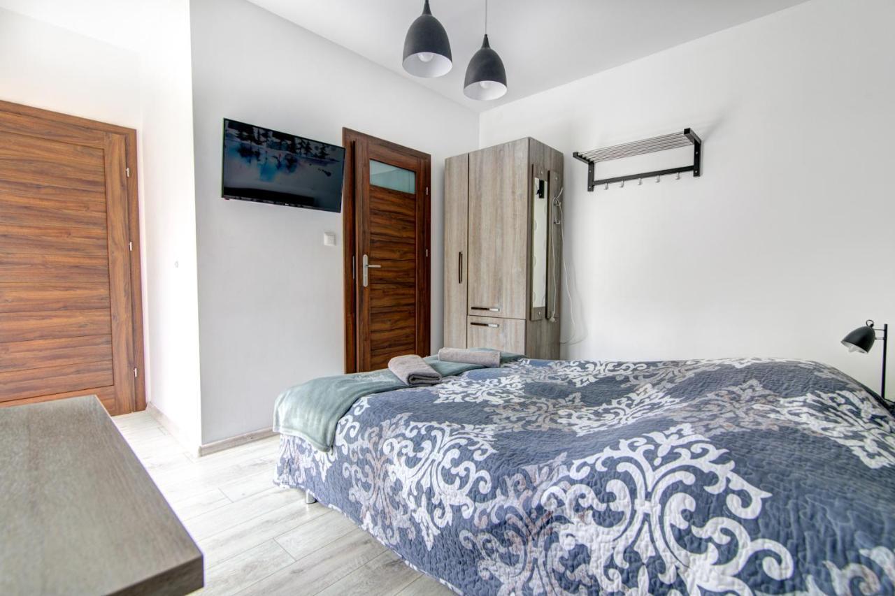 Willa Pod Zegarem - W Cenie Parking, Szybkie Wifi, Duzy Ogrod, Wiata Grilowa! Krynica Zdroj Dış mekan fotoğraf